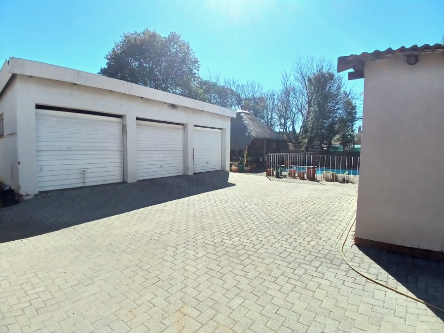 3 Bedroom Property for Sale in Vaalpark Free State